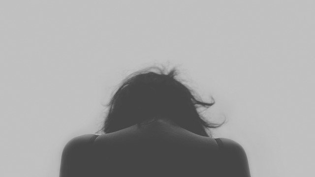 Objawy depresji trudno odróżnić od zwykłego smutku